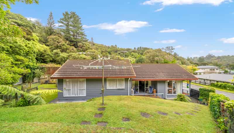 19B James Grove, Stokes Valley