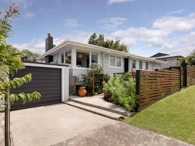 212 Bellevue Road, Bellevue