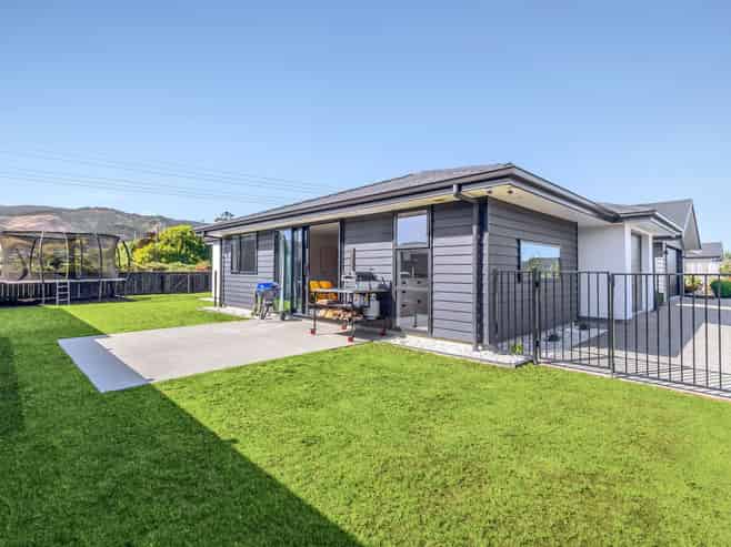 13 Eton Street, Richmond