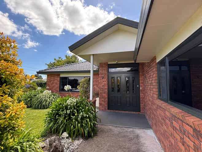 25 Moss Crescent, Takanini