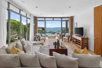 7 Island View Terrace, Cockle Bay