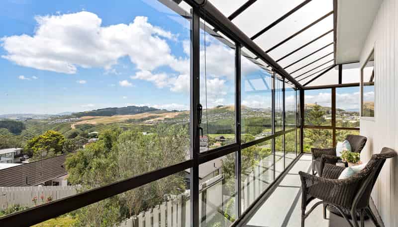 7 Tree Top Lane, Paparangi