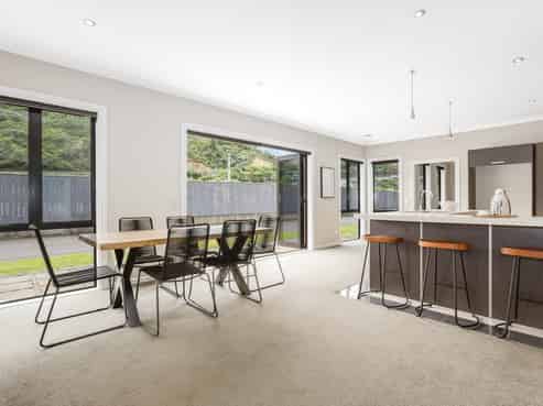 9 Cottle Heath Close, Manor Park