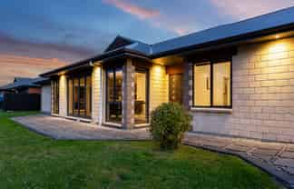 9 Cottle Heath Close, Manor Park