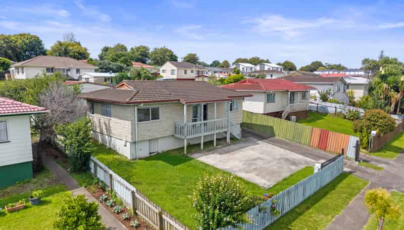 9 Palermo Place, Clover Park