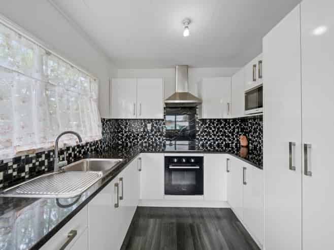 9 Palermo Place, Clover Park