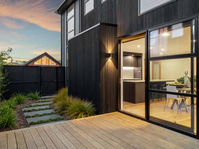 22A Wroxton Terrace, Merivale