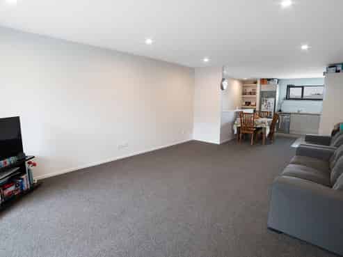 Unit 4/5 Dyer Street, Whitiora