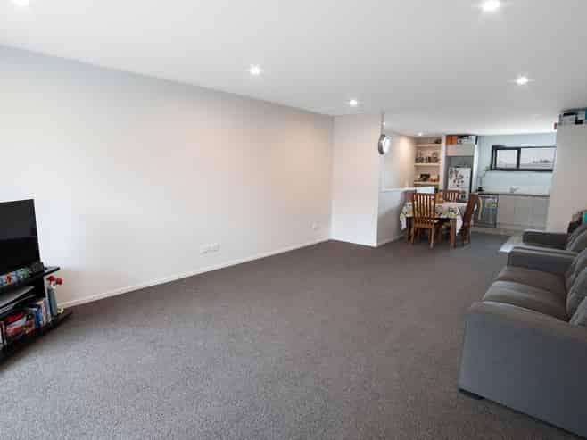 Unit 4/5 Dyer Street, Whitiora