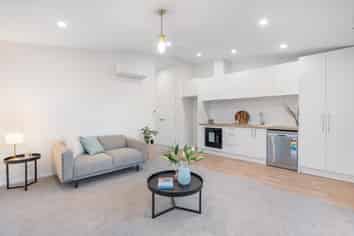 3/213 Gordon Road, Mosgiel