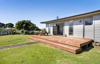 15 Wilson Road, Opunake