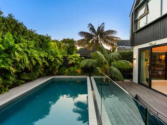 8 Lemington Road, Westmere