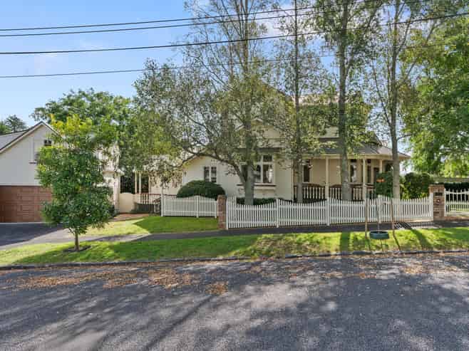 1 Charlton Avenue, Mount Eden