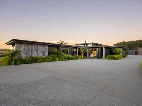 55 Hull Road, Waitoki