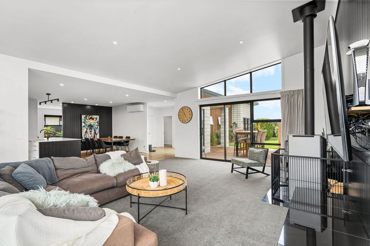 One of a Kind Luxury Living - Meer