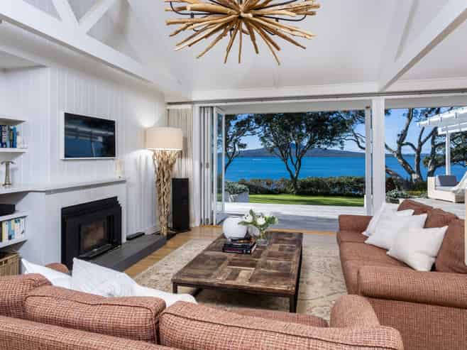 24 Hamana Street, Narrow Neck, Devonport