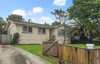 26 Hobart Cres, Manurewa