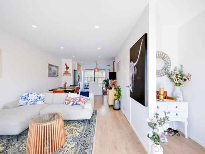 2/21 Podgora Avenue, Kumeu