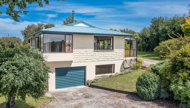 9 Mount Street, Waikouaiti