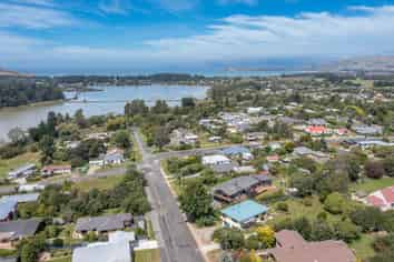 9 Mount Street, Waikouaiti