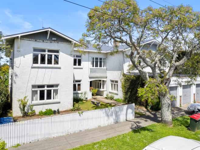 6/10 Ngauruhoe Street, Mount Eden