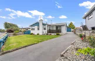 52 Edinburgh Crescent, Waikiwi