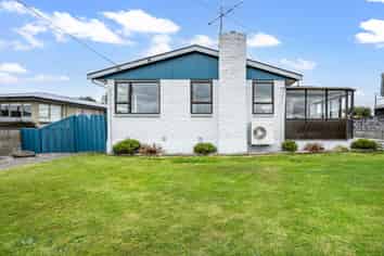 52 Edinburgh Crescent, Waikiwi