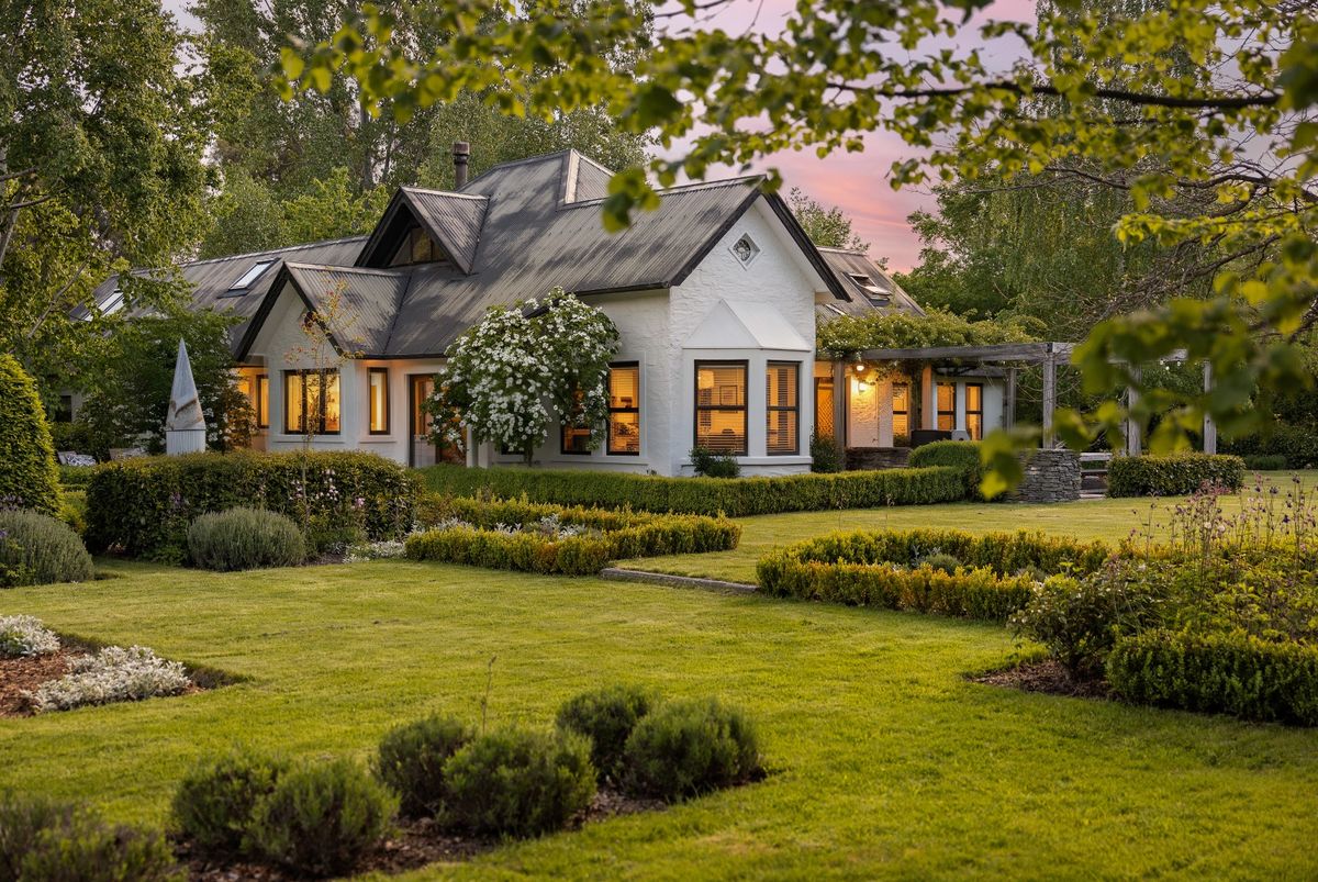 Speargrass garden estate, Dalefield/Wakatipu Basin