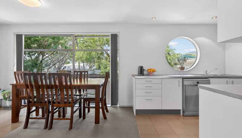 6C/10 Park Avenue, Epuni
