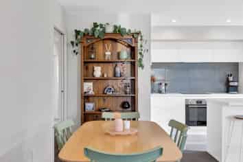 1 Keeper Close, Woodend