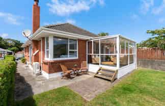 48 Tarawera Road, Johnsonville