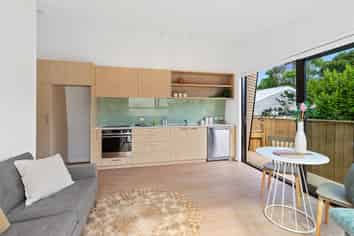 46B Camperdown Road, Miramar