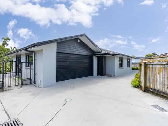 14B Bertelsen Court, Otaki