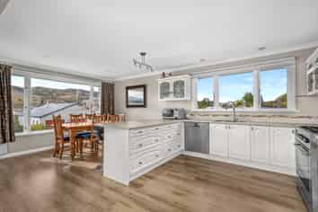 107 Branxholm Street, Roxburgh