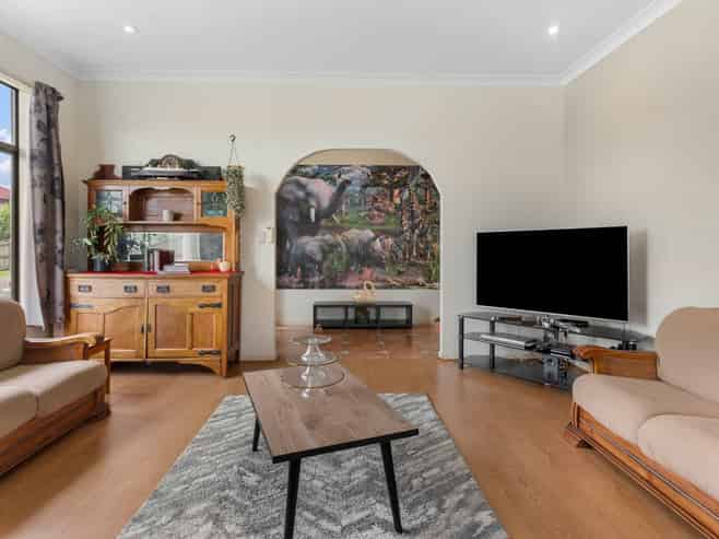 11 Ballydonegan Rise, East Tamaki