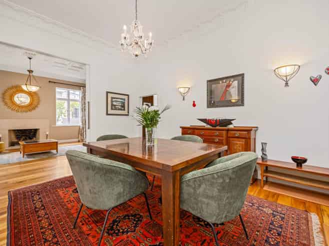 6 Bank Street, Mount Eden