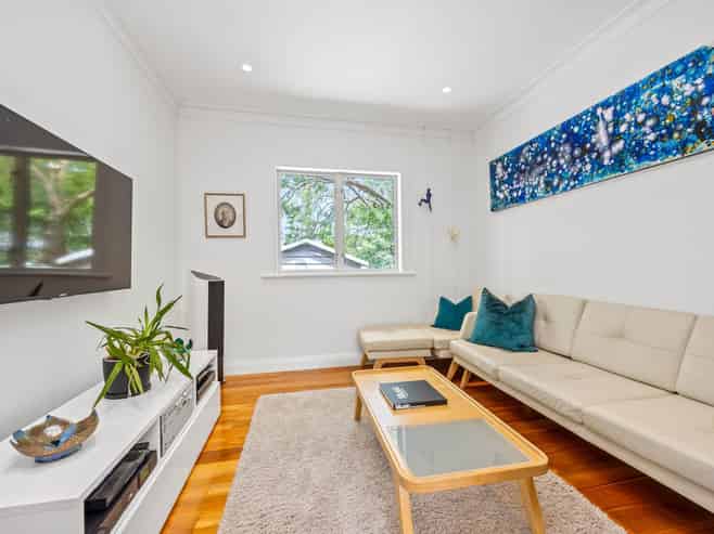 6 Bank Street, Mount Eden