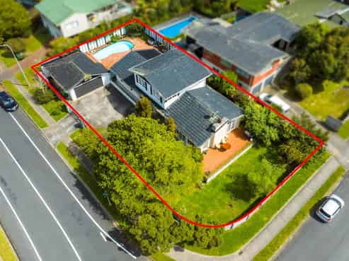 2 King Richard Place, Browns Bay