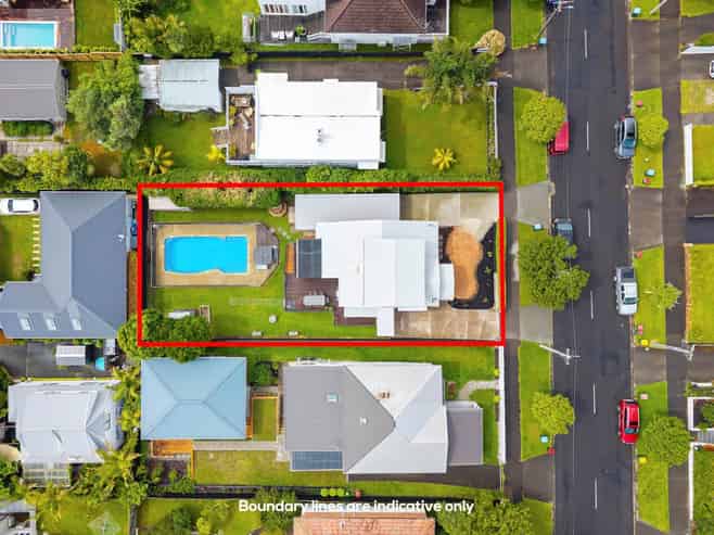 101 Huia Road, Point Chevalier