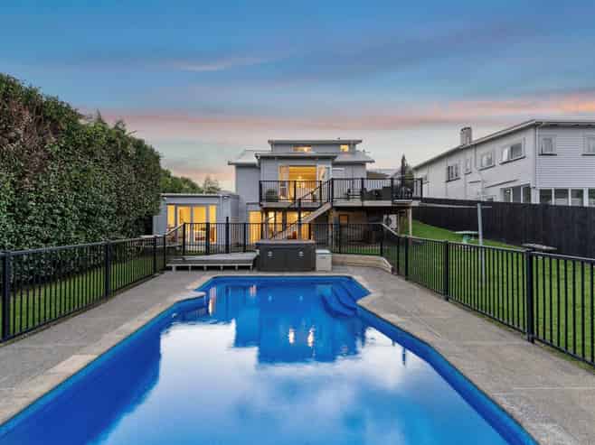 101 Huia Road, Point Chevalier