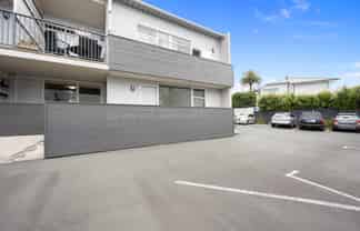 8/20 Shelly Beach Road, Ponsonby