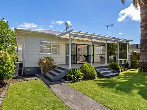 1/59 Hattaway Avenue, Bucklands Beach