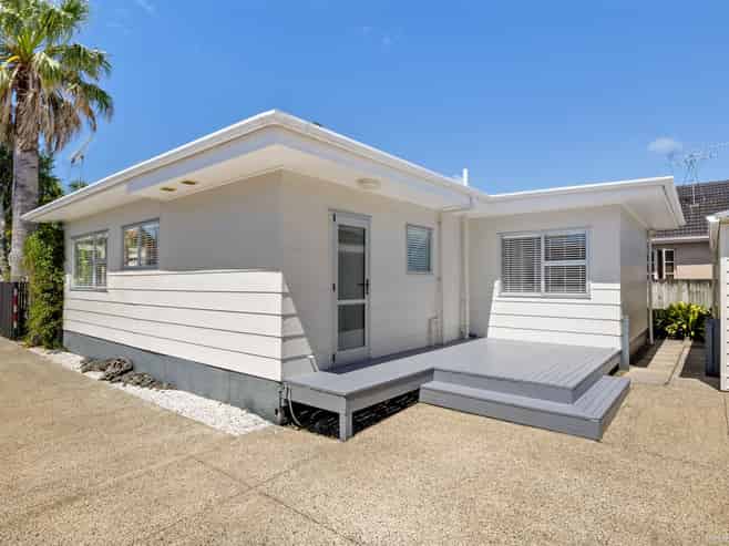 1/59 Hattaway Avenue, Bucklands Beach