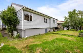 23 Meadowvale Rise, Titirangi