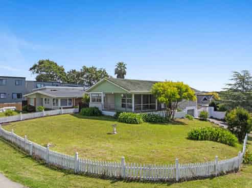 5 Murvale Drive, Bucklands Beach