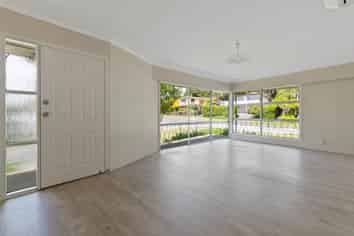 5 Murvale Drive, Bucklands Beach