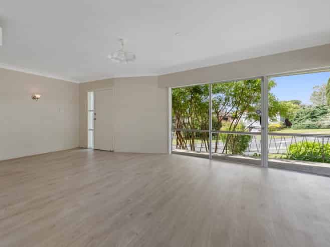 5 Murvale Drive, Bucklands Beach