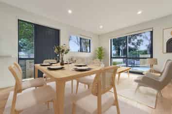 458 Weymouth Road, Weymouth