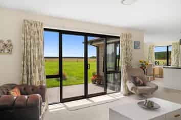 24 Whitcombe place, Darfield