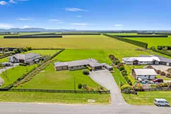 24 Whitcombe place, Darfield